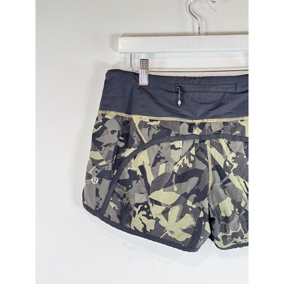 Lululemon Womens Short Green Speed Camouflage Athletic Running Stretch Size 4 - Picture 7 of 10